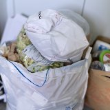 Foodwaste.ch propose aux petits commerces une aide pour vendre des produits au-delà de la date de péremption (archives).